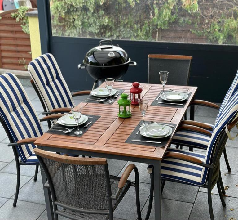 An Der Norf 65 Bitte Beachten Sie Die Check-In Und Check-Out Zeiten Neuss Exterior foto