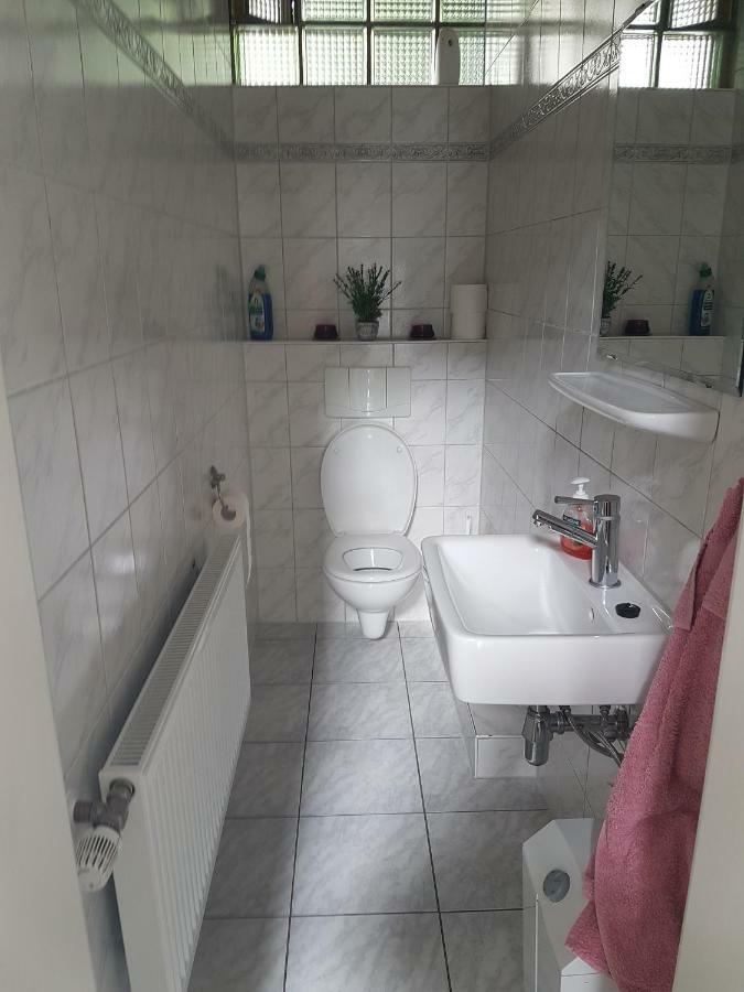 An Der Norf 65 Bitte Beachten Sie Die Check-In Und Check-Out Zeiten Neuss Exterior foto
