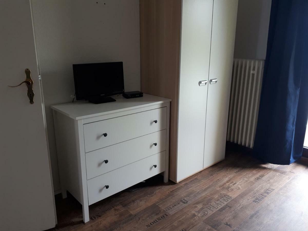 An Der Norf 65 Bitte Beachten Sie Die Check-In Und Check-Out Zeiten Neuss Exterior foto